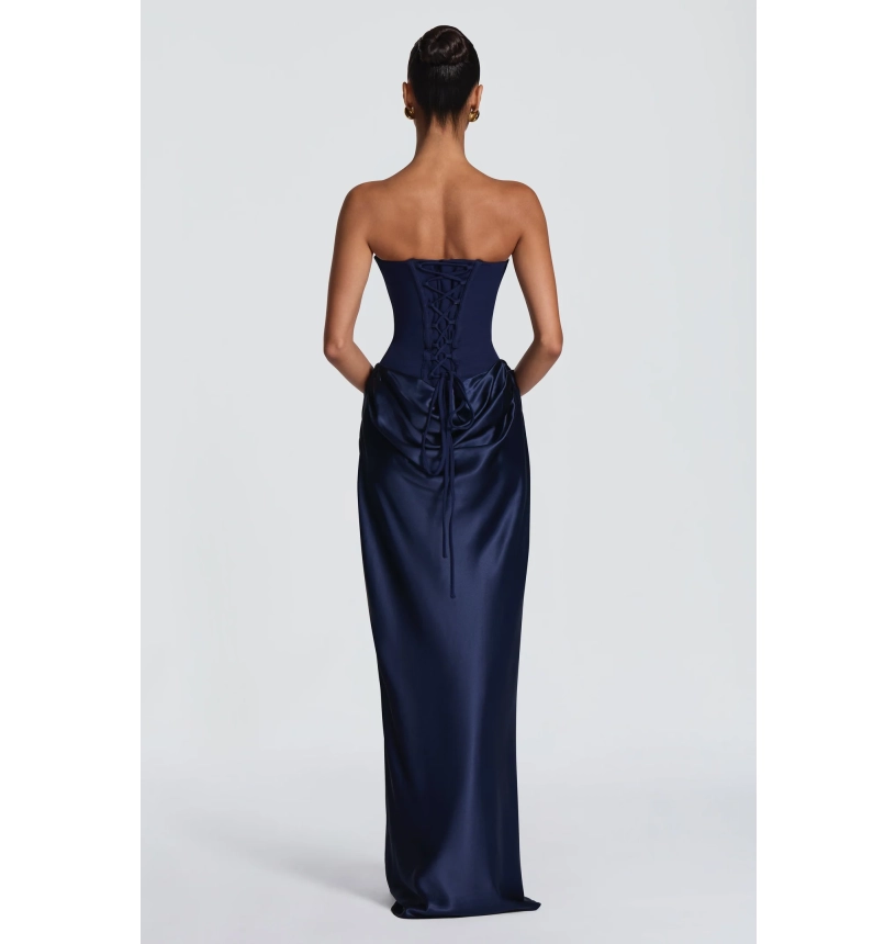 Maggie navy Maggie navy
